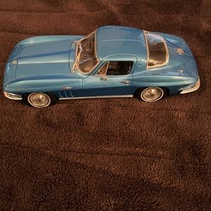 1965 all metal with rubber tires scale 1/18